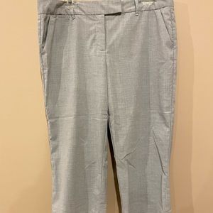 Daisy Fuentes size 14 polyester gray mid-calf capris